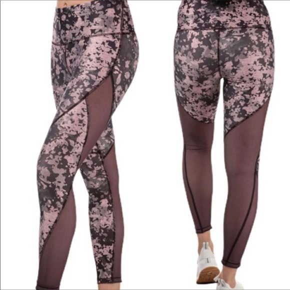 Under Armor Heat Gear Mesh Leggings - Picture 5 of 5